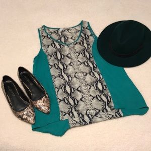 Chiffon Blouse // Francesca’s // Size Small